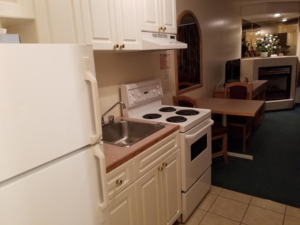 Western Budget Motel West Red Deer Εξωτερικό φωτογραφία